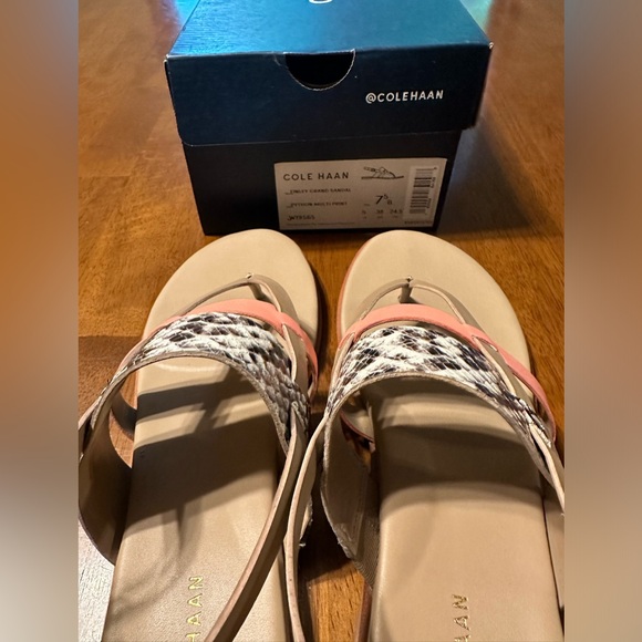 🤎Cole Haan🤎Finley Grand Sandal, size 7.5, Python Multi Print - Picture 16 of 17